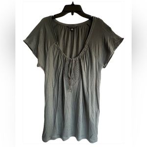 Banana Republic grey/blue top, with decorative front, size Medium.